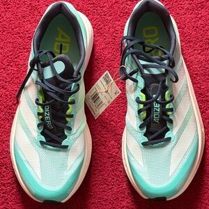 Adidas Adizero Boston 13 Men’s Size 11 - Lucid Lemon/White/Flash Aqua